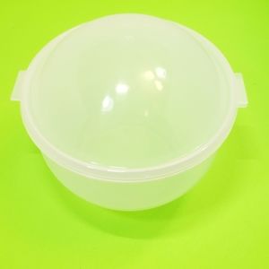 🍀🍀Salad Storage Bowl with Lid🍀🍀